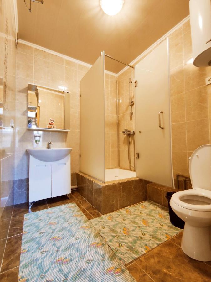 Silkroad Guesthouse 比什凯克 外观 照片
