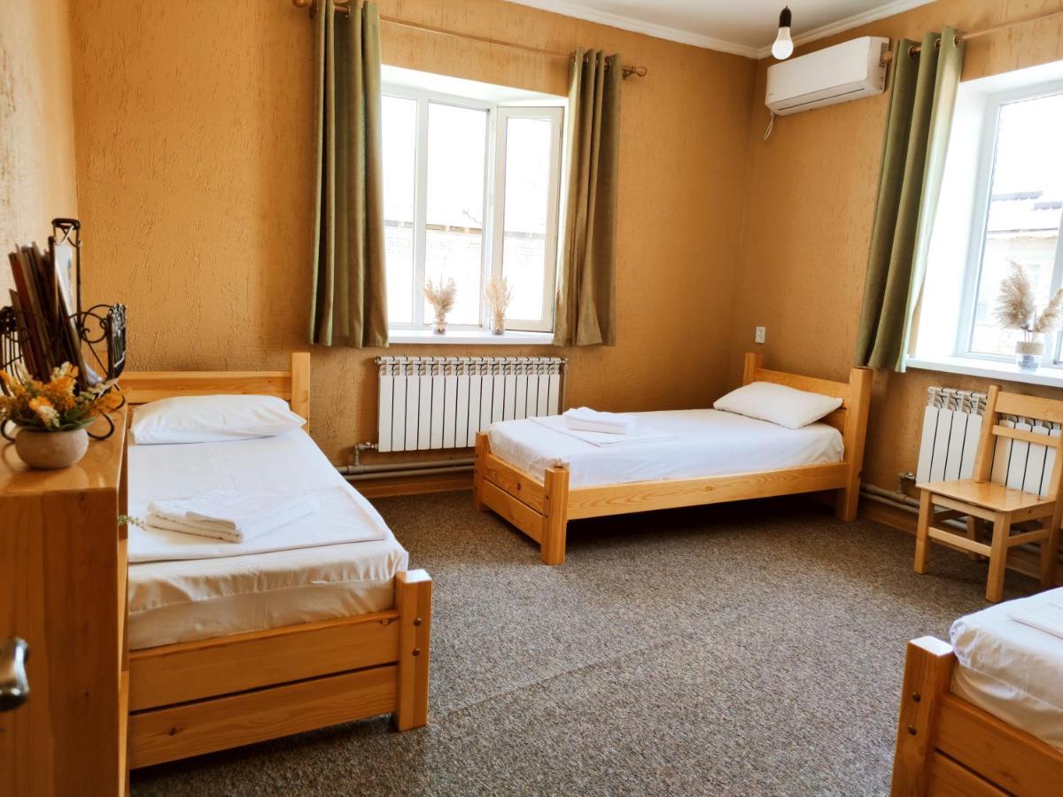 Silkroad Guesthouse 比什凯克 外观 照片
