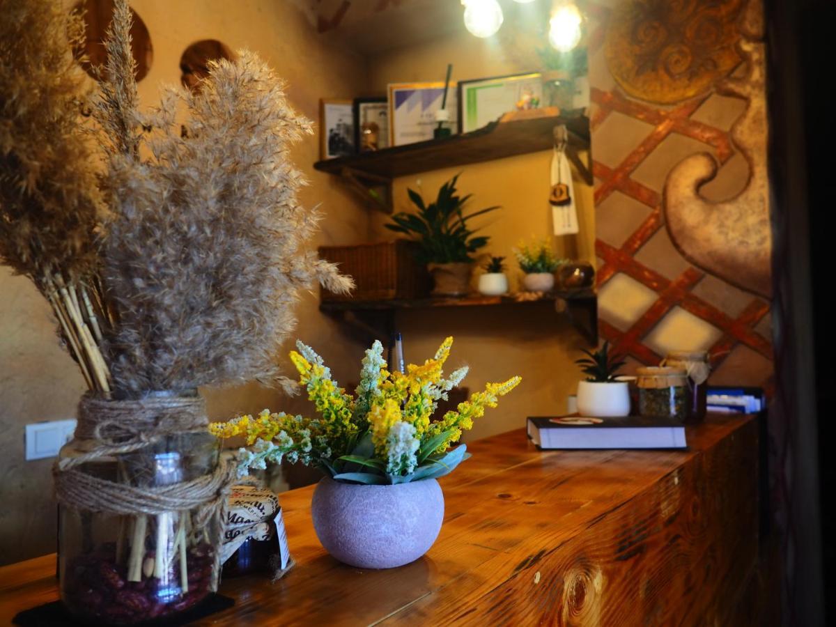 Silkroad Guesthouse 比什凯克 外观 照片