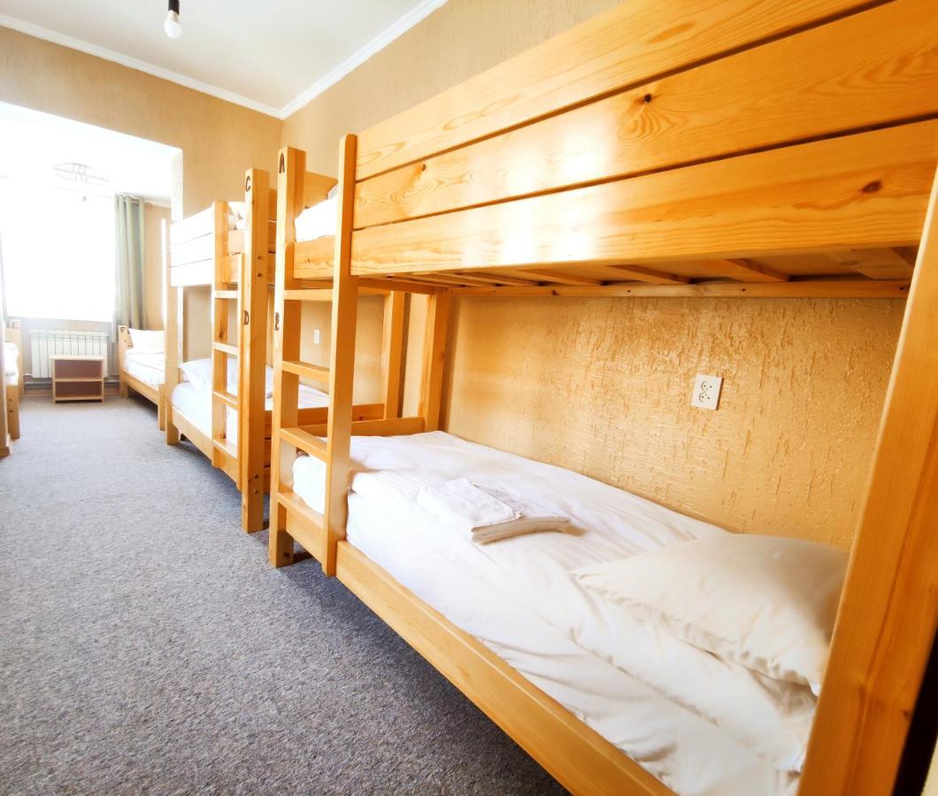 Silkroad Guesthouse 比什凯克 外观 照片