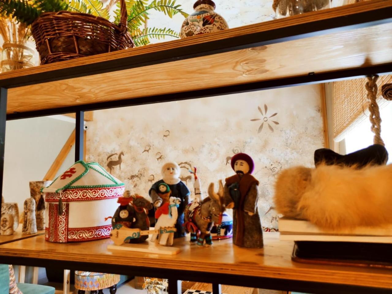 Silkroad Guesthouse 比什凯克 外观 照片